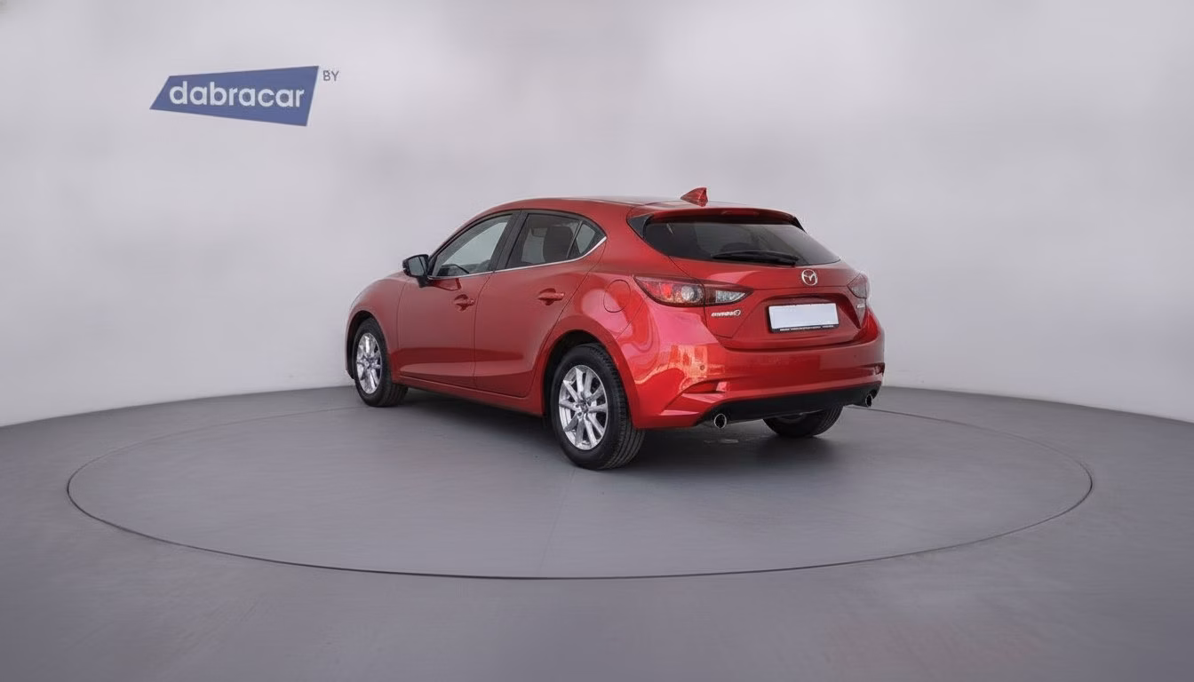 Mazda 3 фото 7