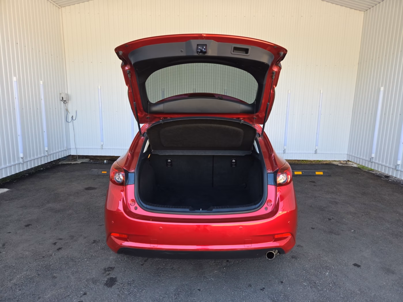 Mazda 3 фото 16