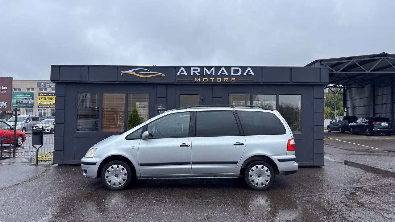 Ford Galaxy фото 3