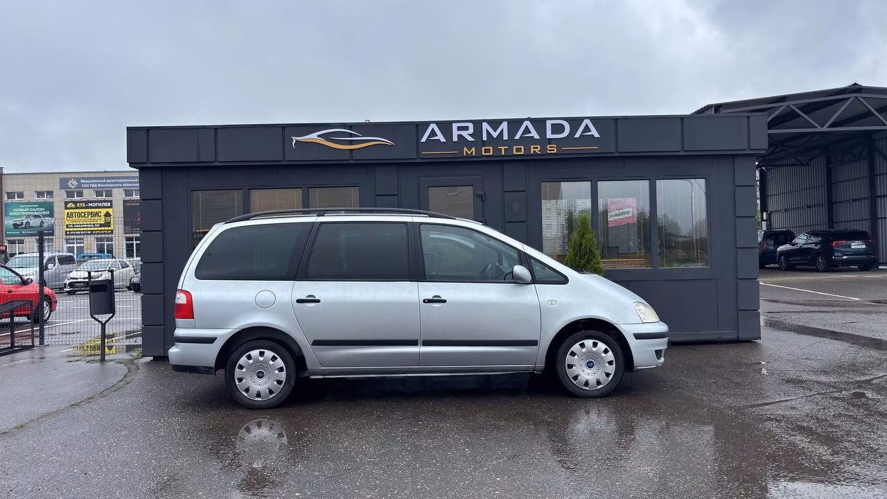 Ford Galaxy фото 6