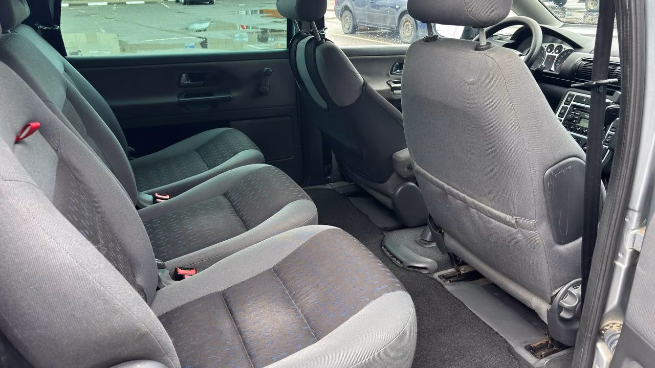 Ford Galaxy фото 11
