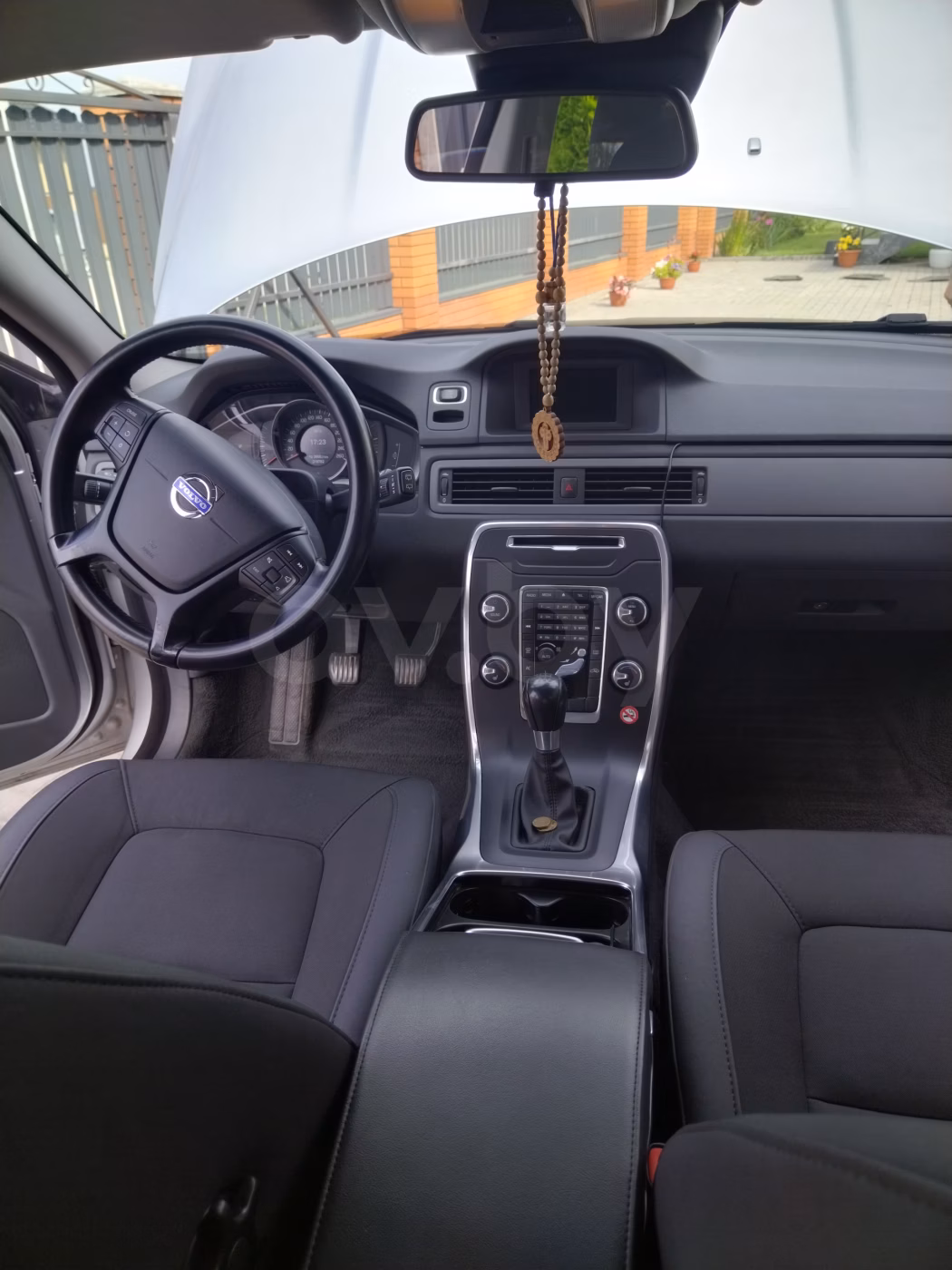 Volvo V70 фото 18
