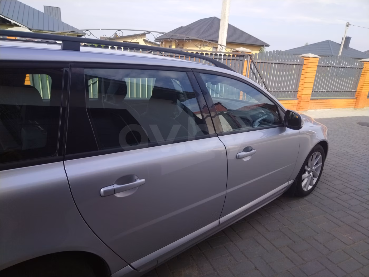 Volvo V70 фото 12