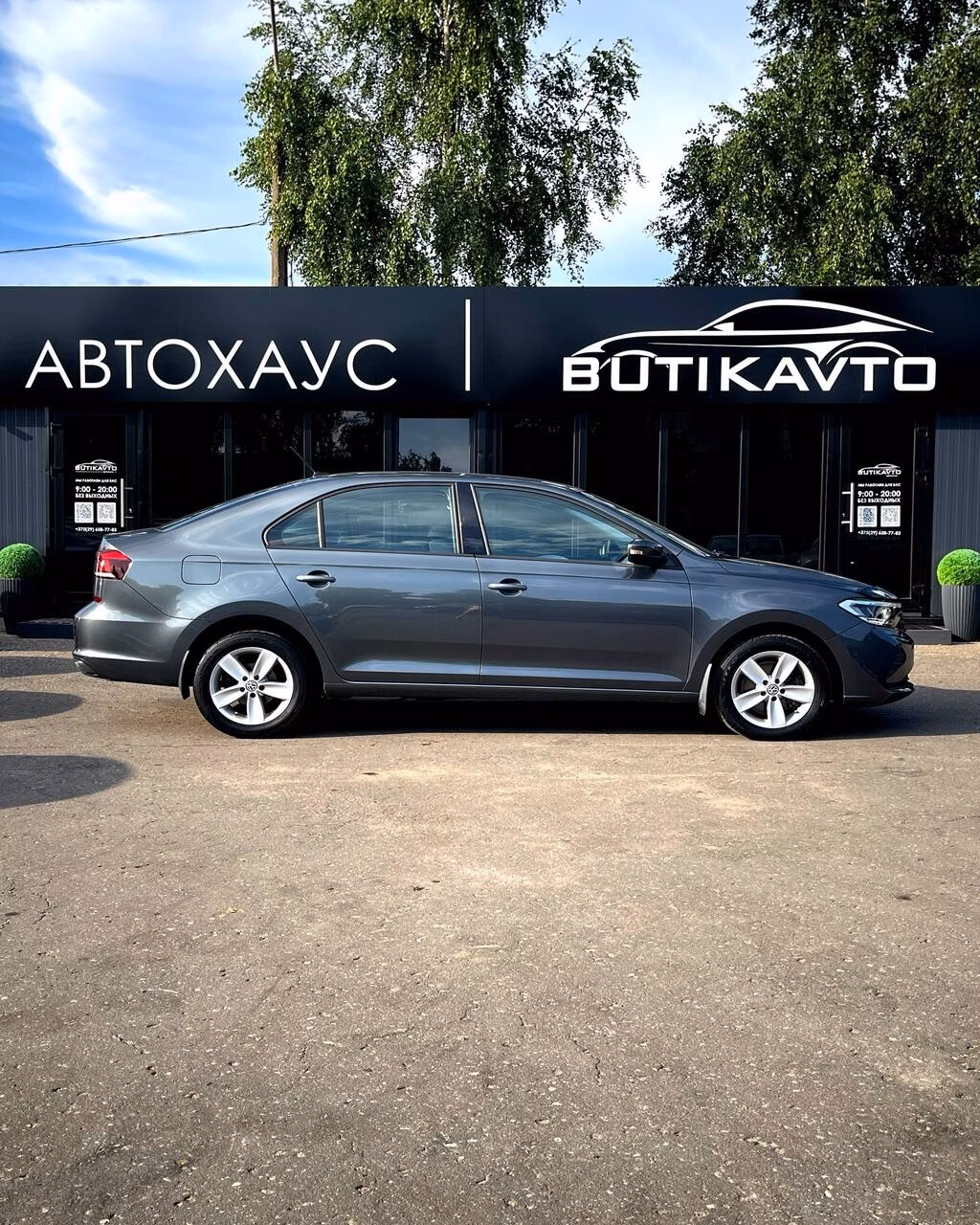 Volkswagen Polo Sedan фото 8