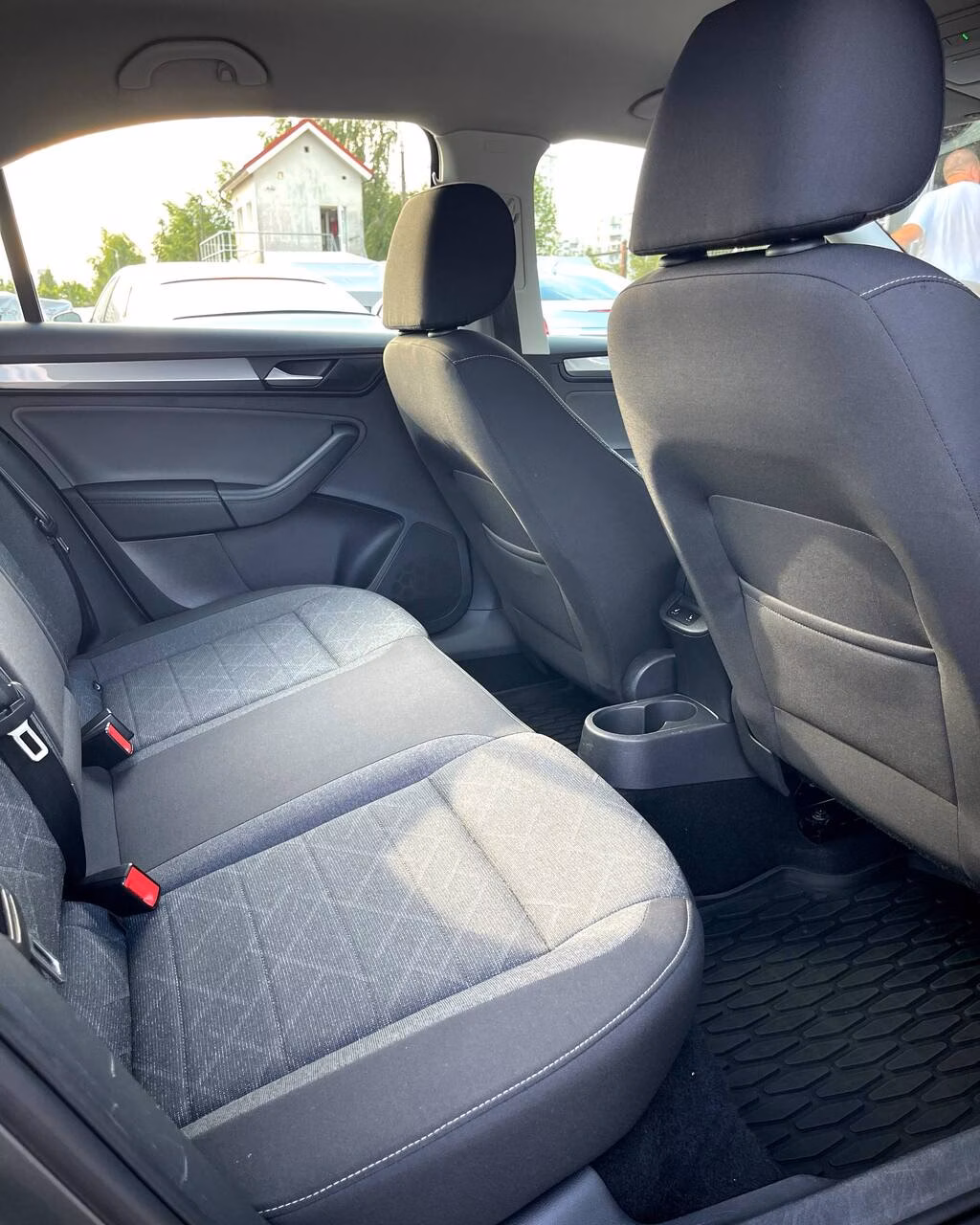 Volkswagen Polo Sedan фото 13