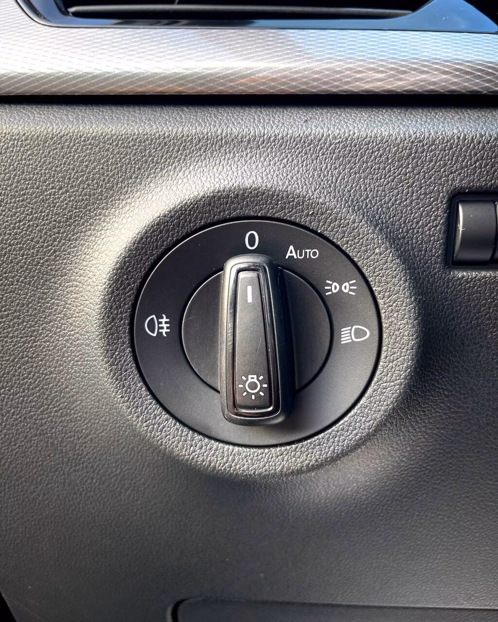 Volkswagen Polo Sedan фото 19