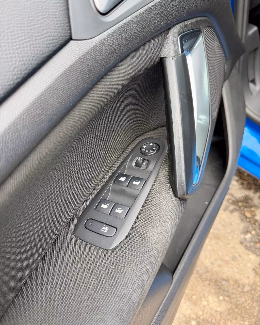 Peugeot 308 фото 9