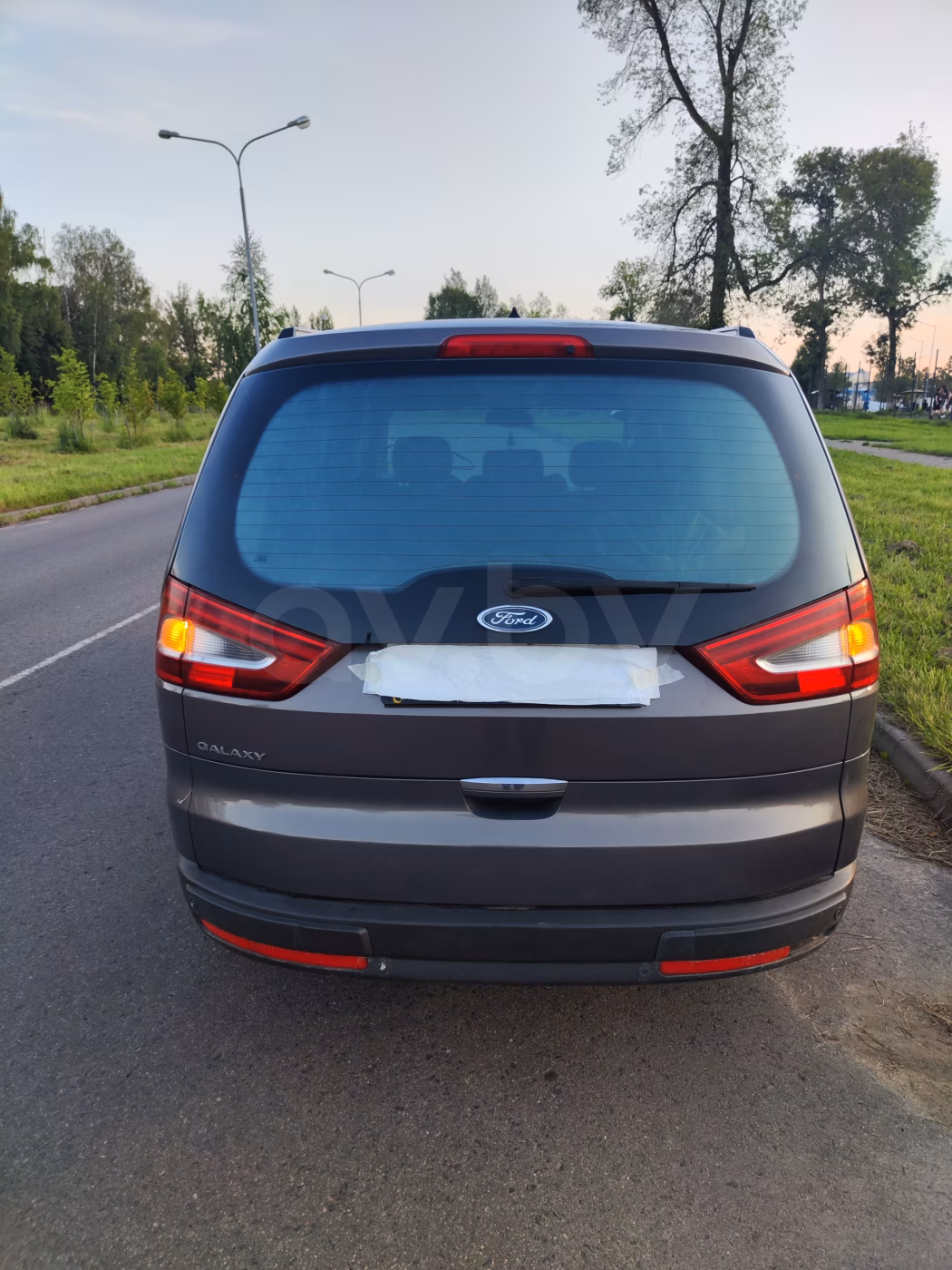 Ford Galaxy фото 4