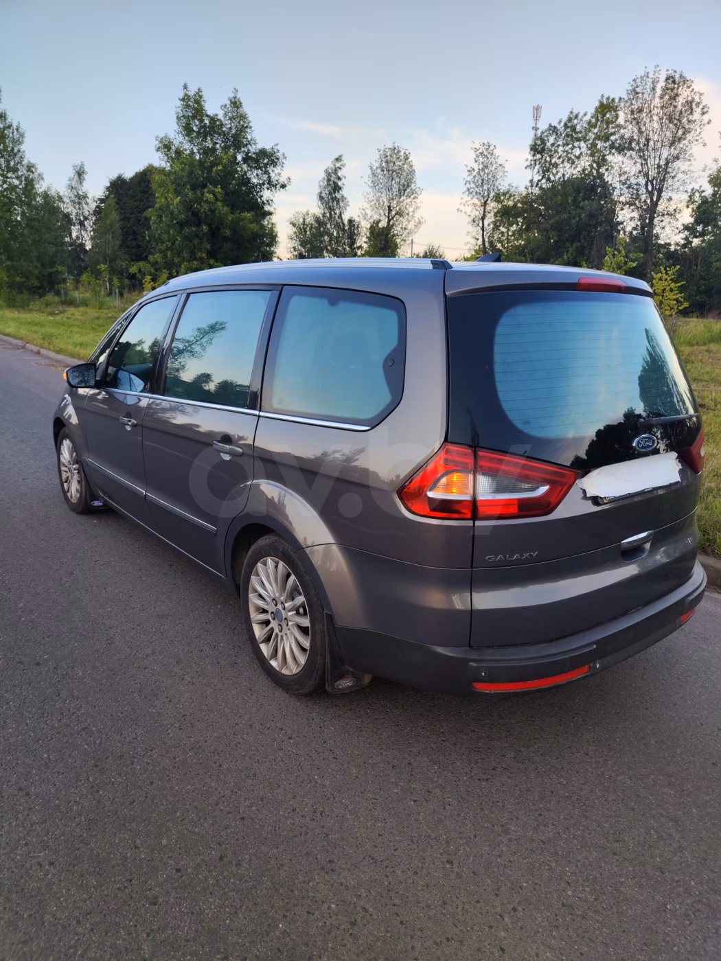 Ford Galaxy фото 5