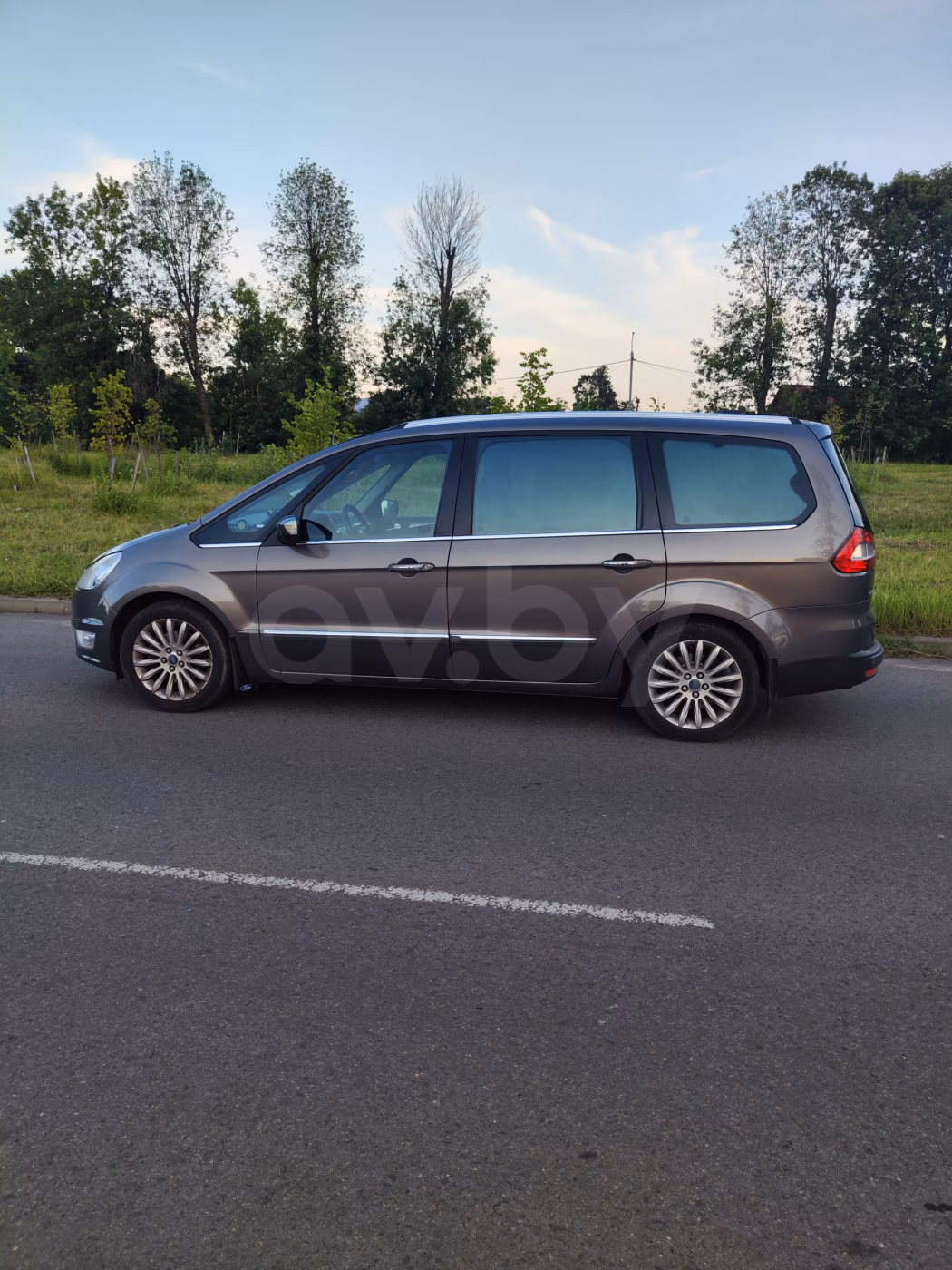 Ford Galaxy фото 6