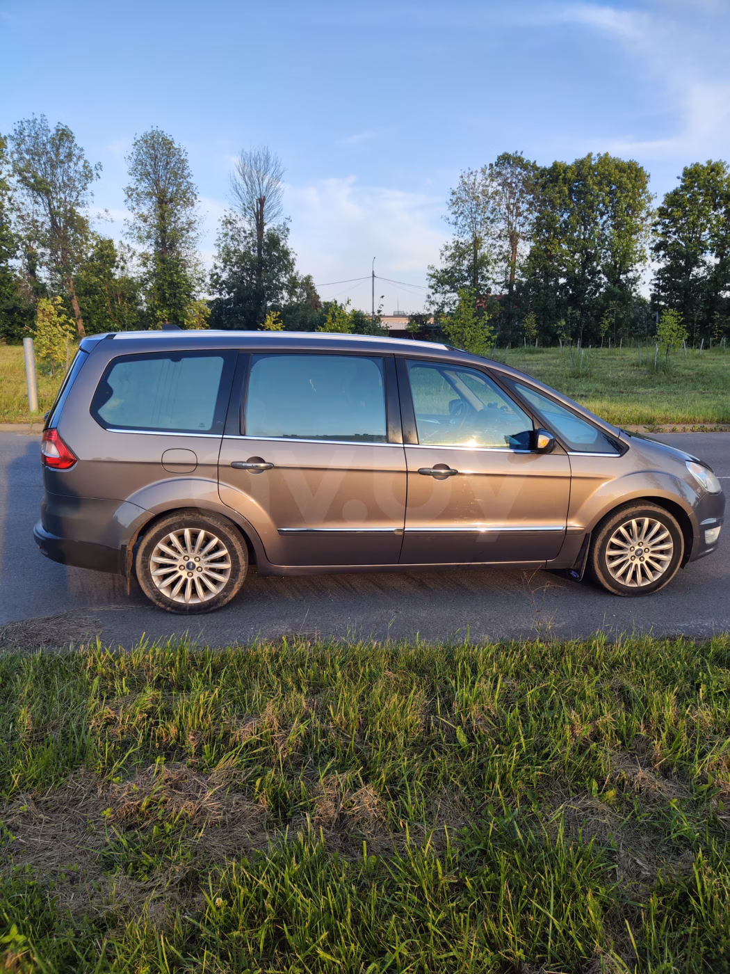 Ford Galaxy фото 2