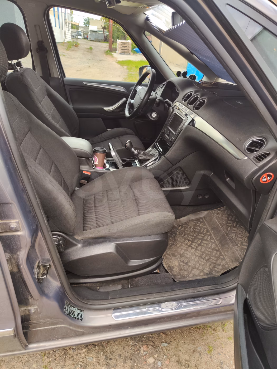 Ford Galaxy фото 17