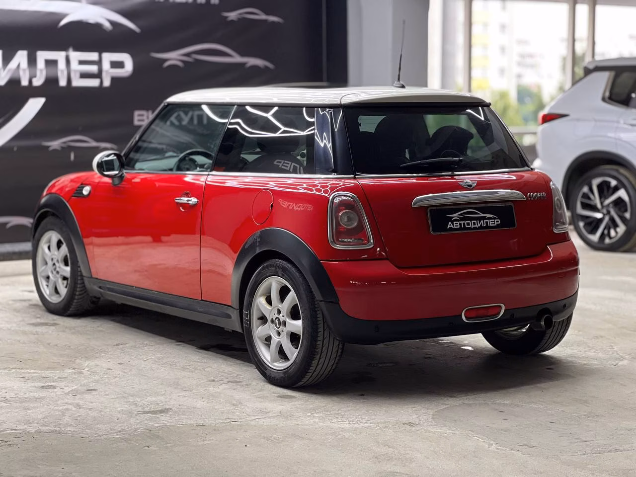 MINI Hatch фото 6