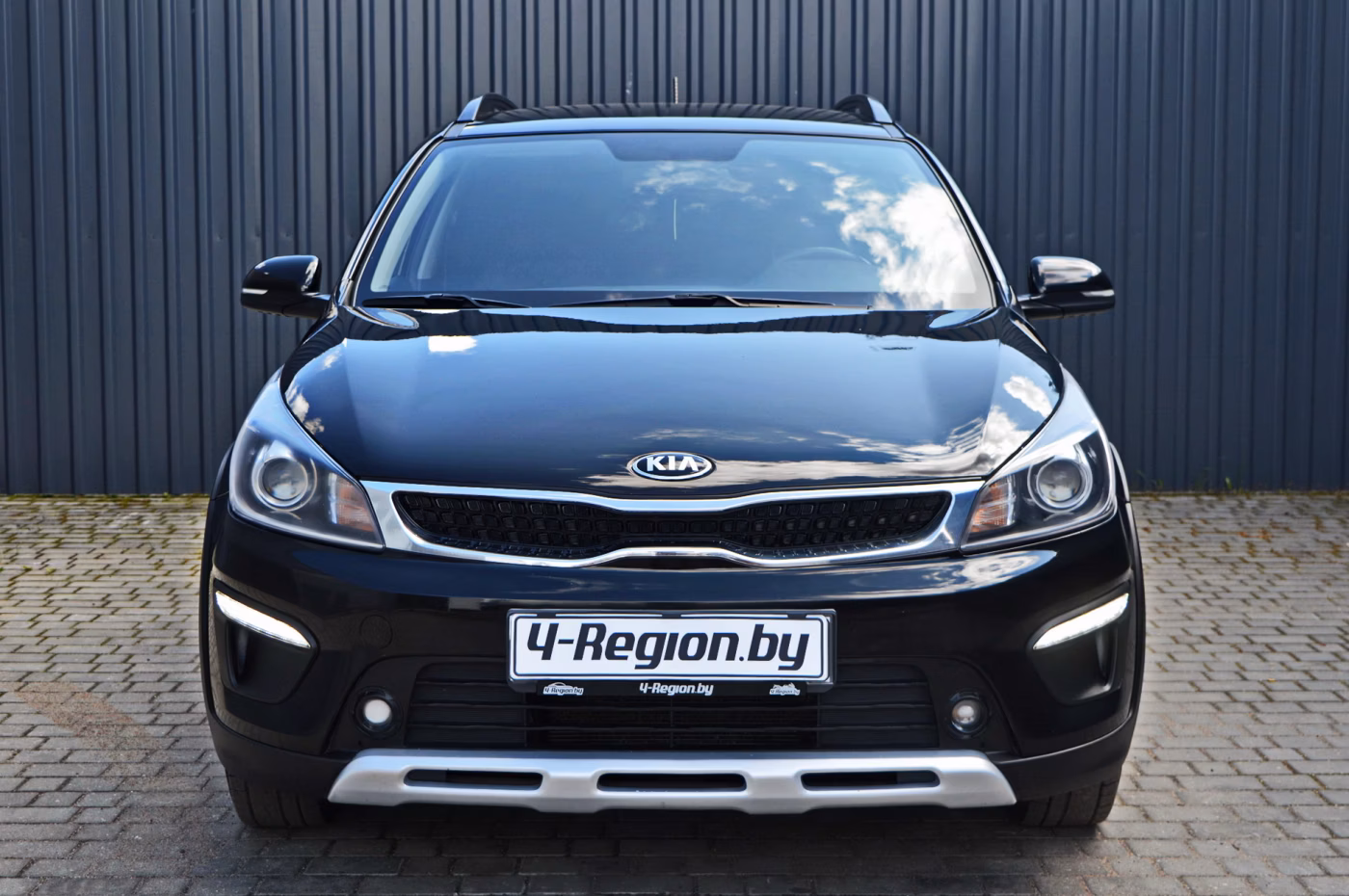 Kia Rio X (X-Line) фото 3