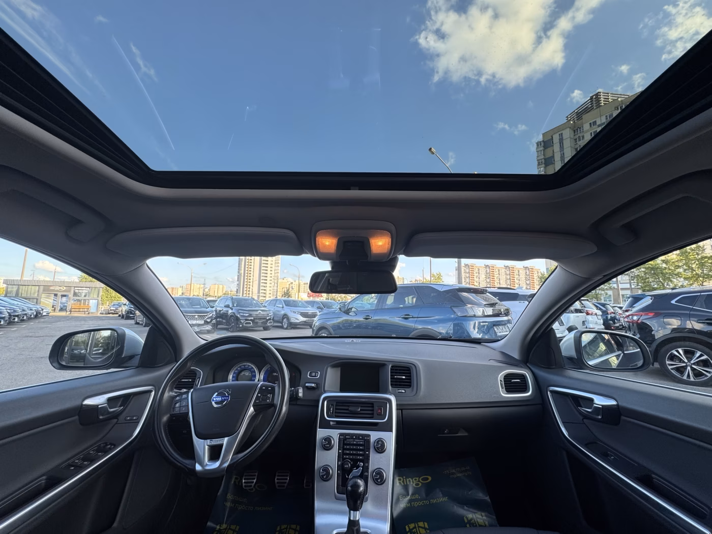 Volvo V60 фото 25