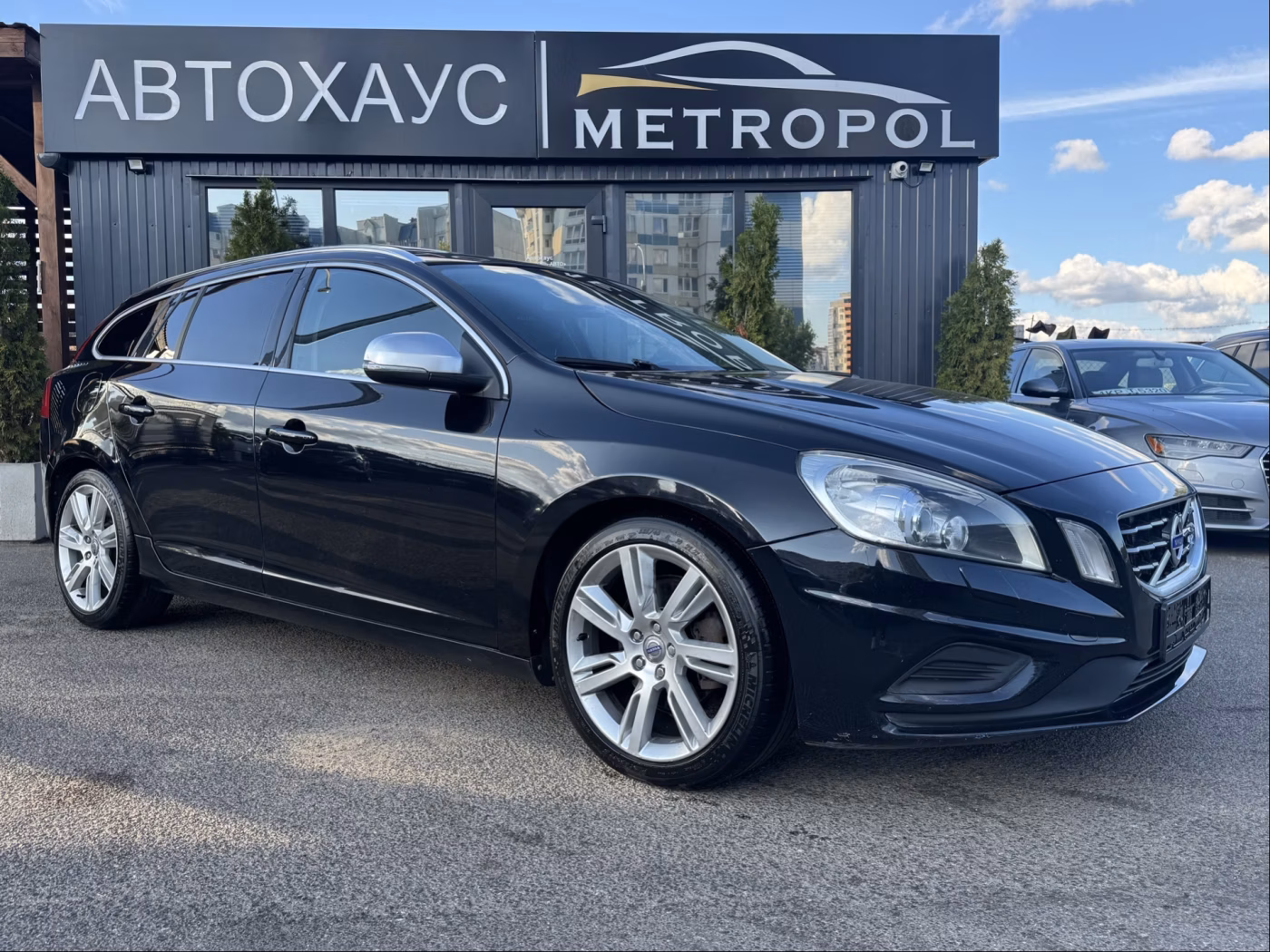 Volvo V60 фото 2