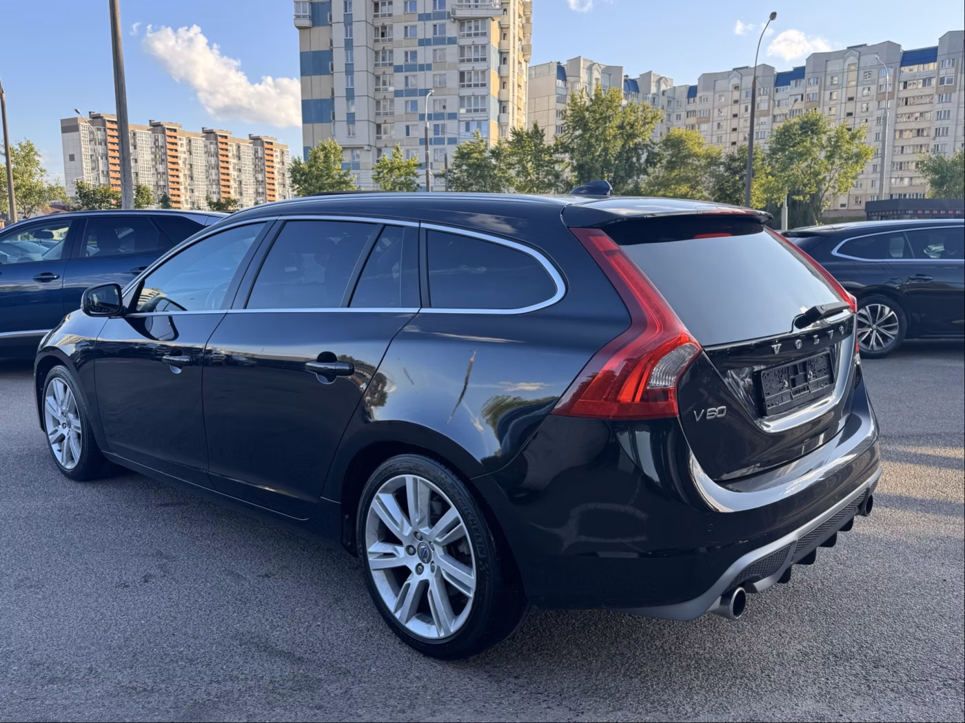 Volvo V60 фото 5