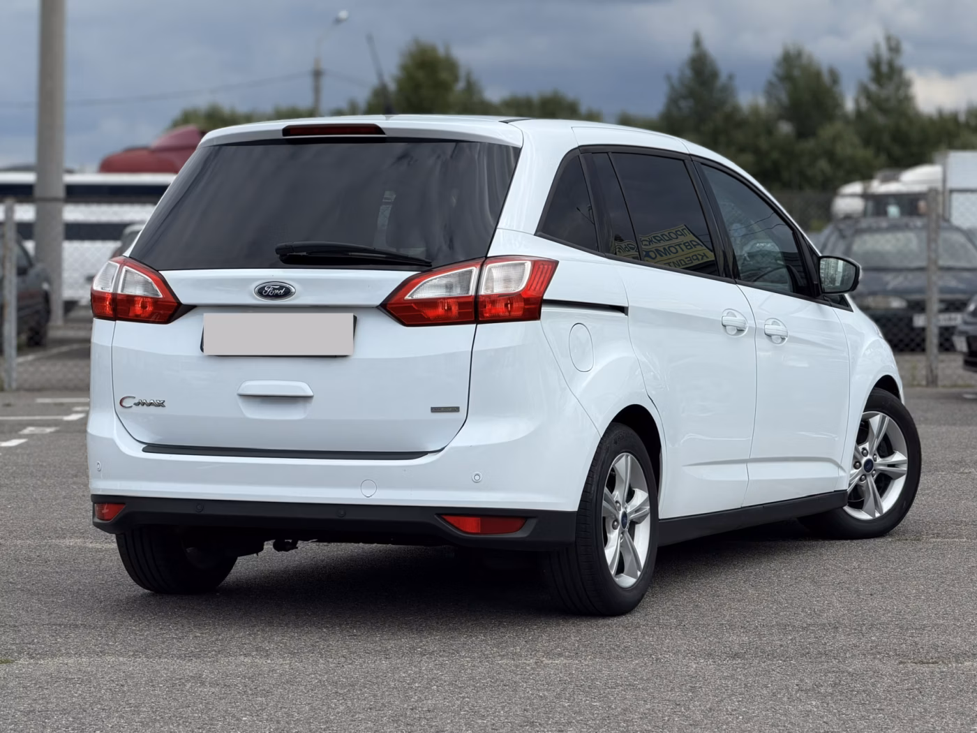 Ford Grand C-Max фото 5