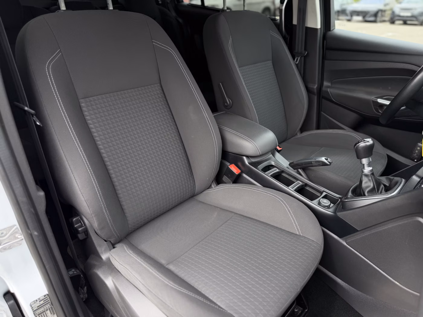 Ford Grand C-Max фото 8
