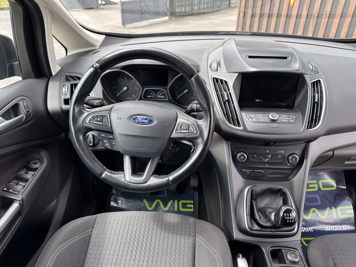 Ford Grand C-Max фото 11