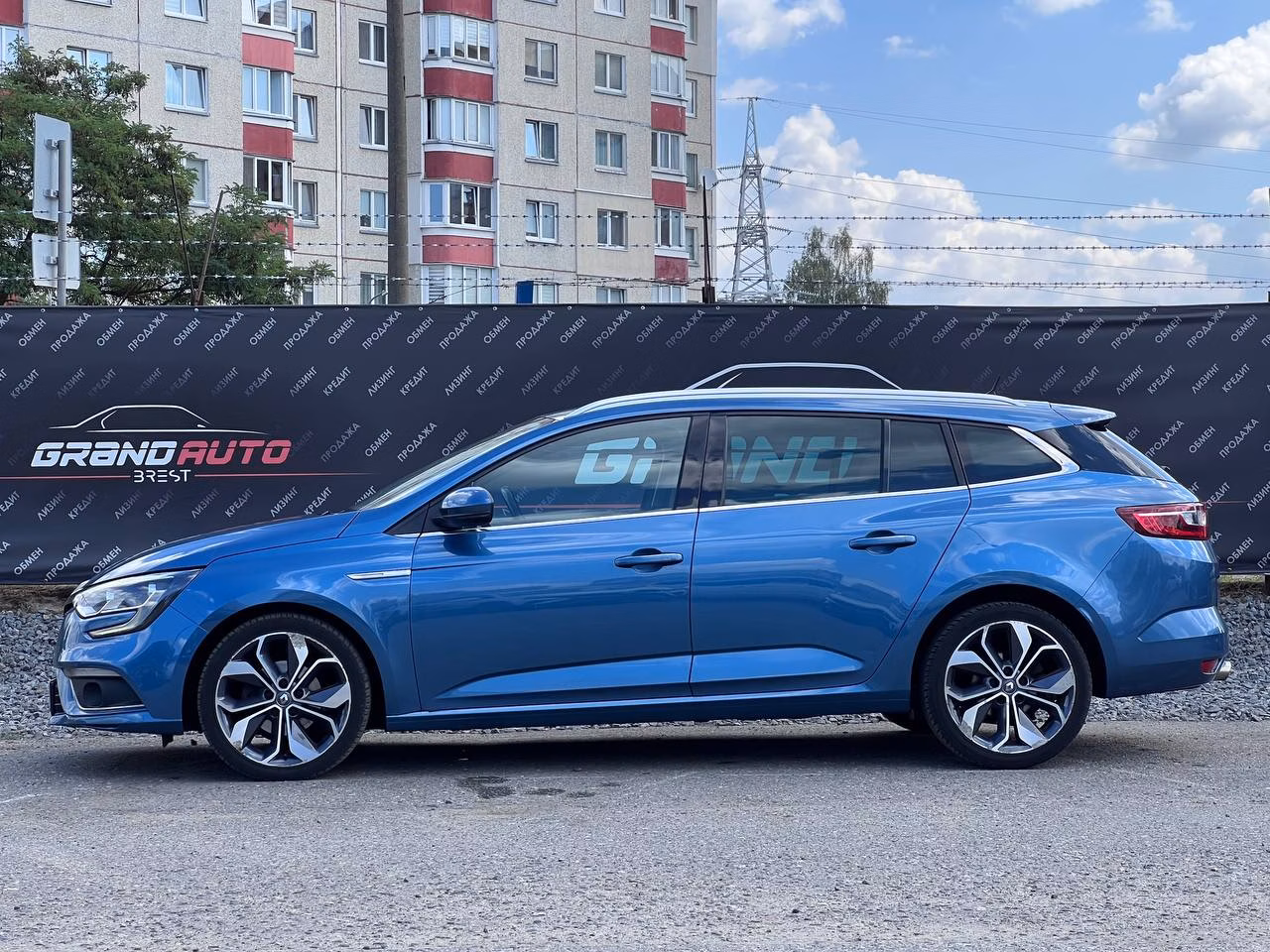 Renault Megane фото 5