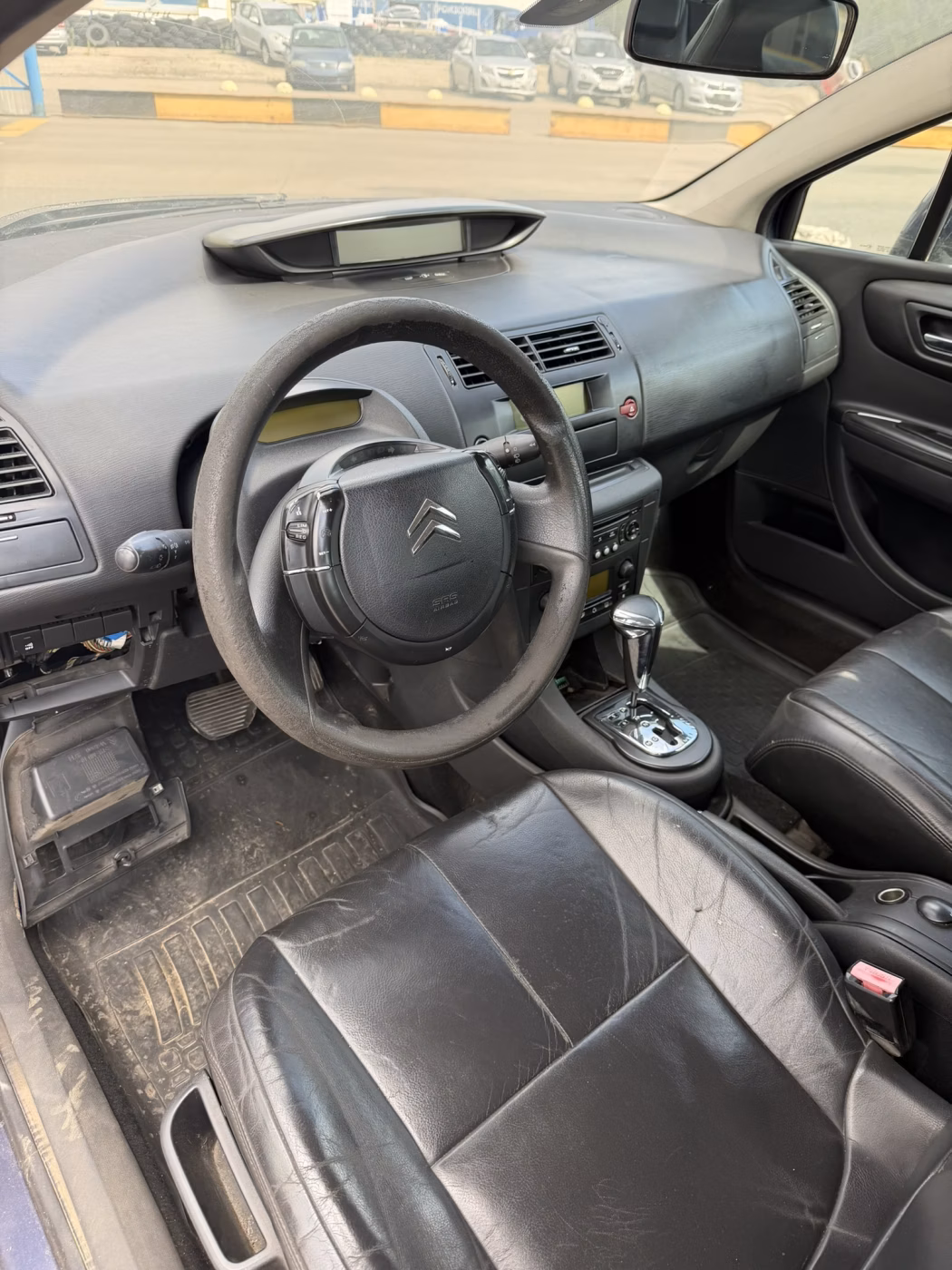 Citroen C4 фото 8