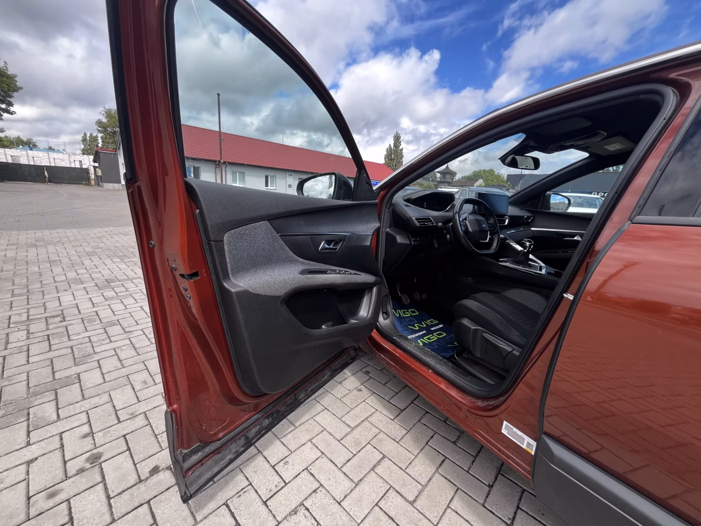 Peugeot 5008 фото 19