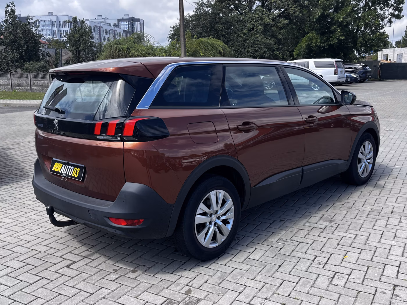 Peugeot 5008 фото 6
