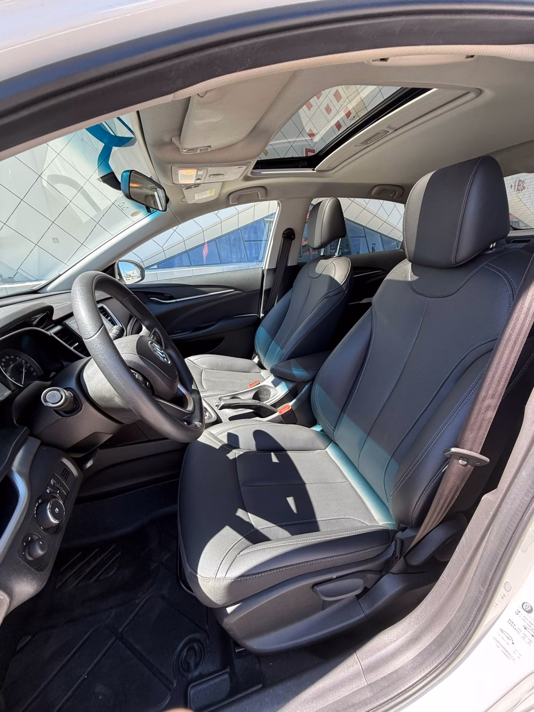 Buick Excelle фото 10