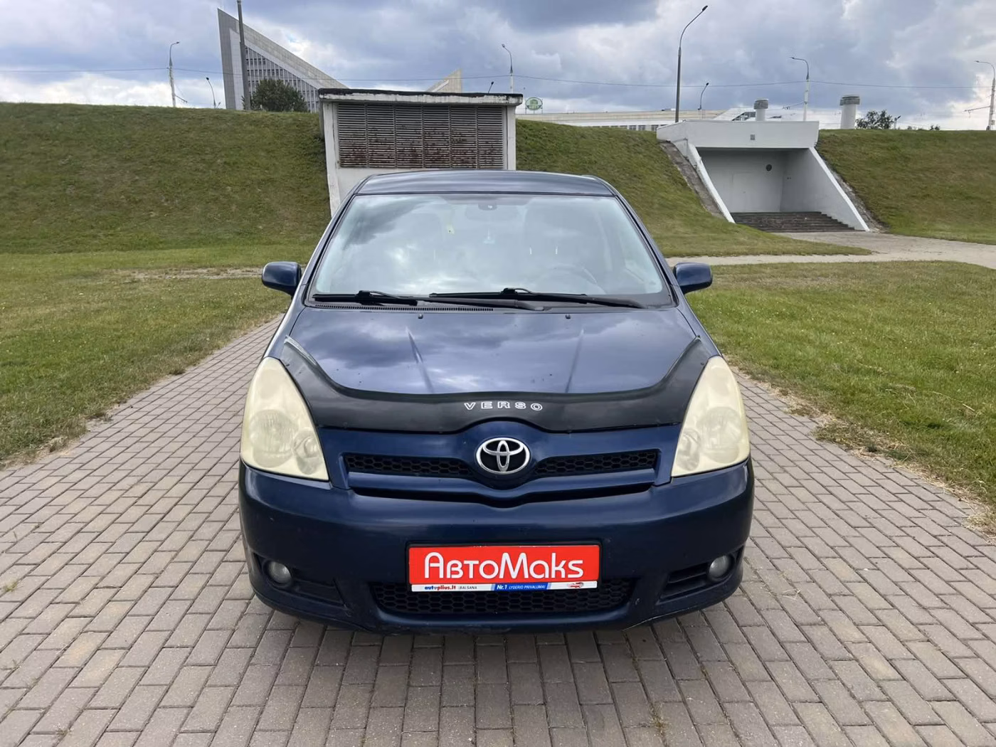 Toyota Corolla Verso фото 2