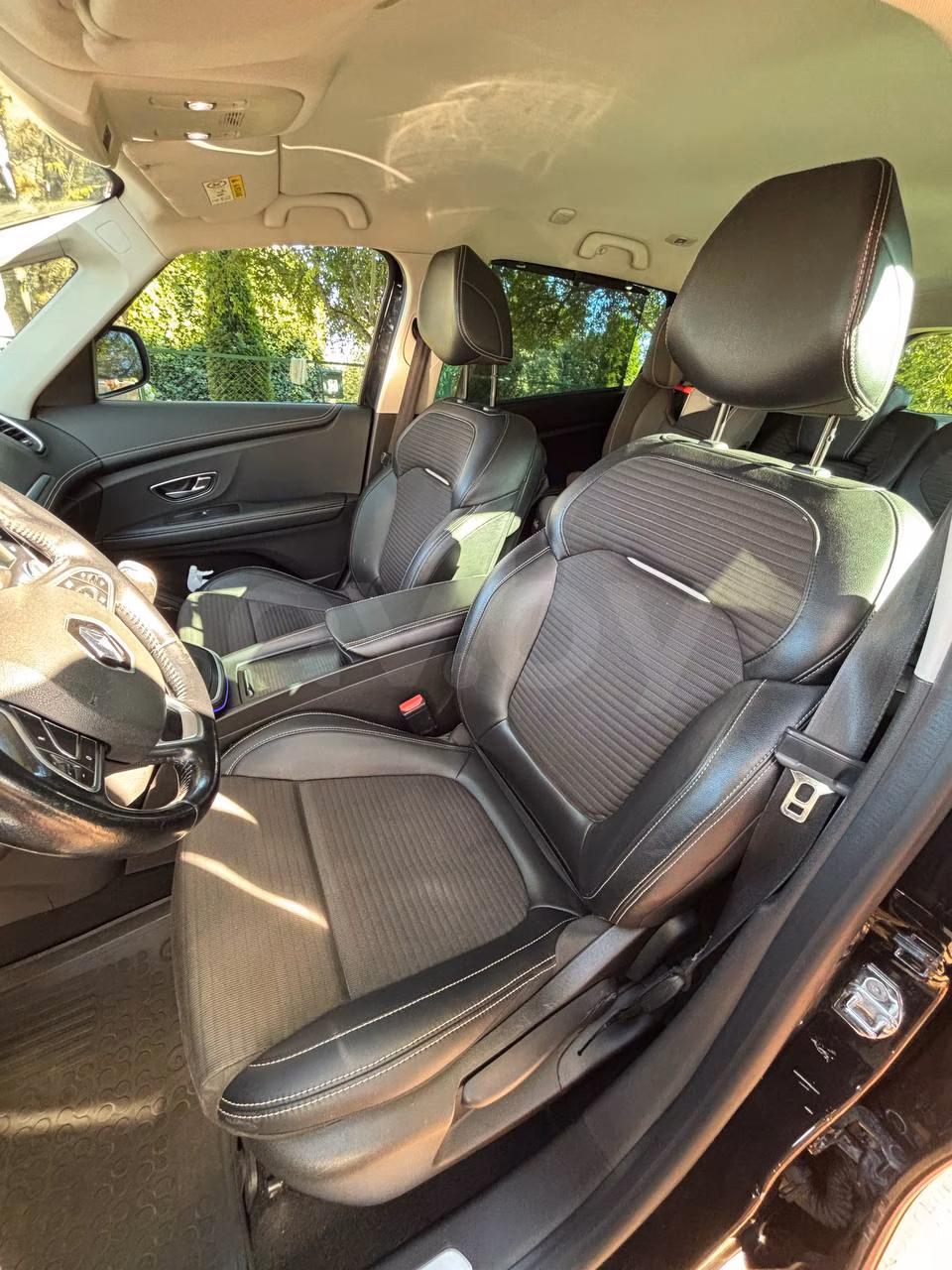 Renault Grand Scenic фото 5