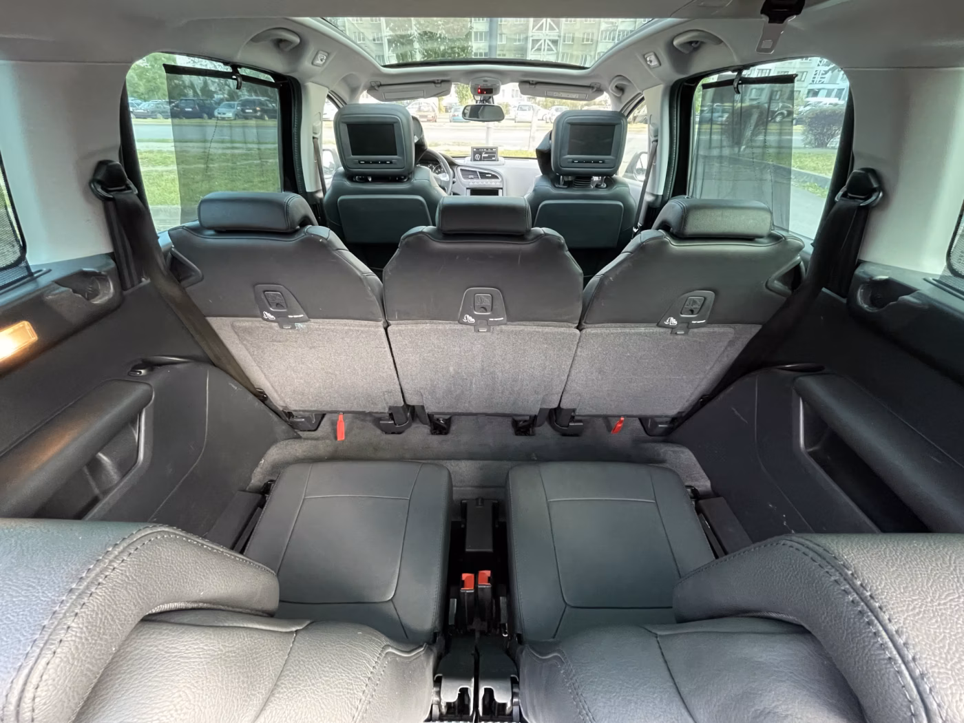 Peugeot 5008 фото 12