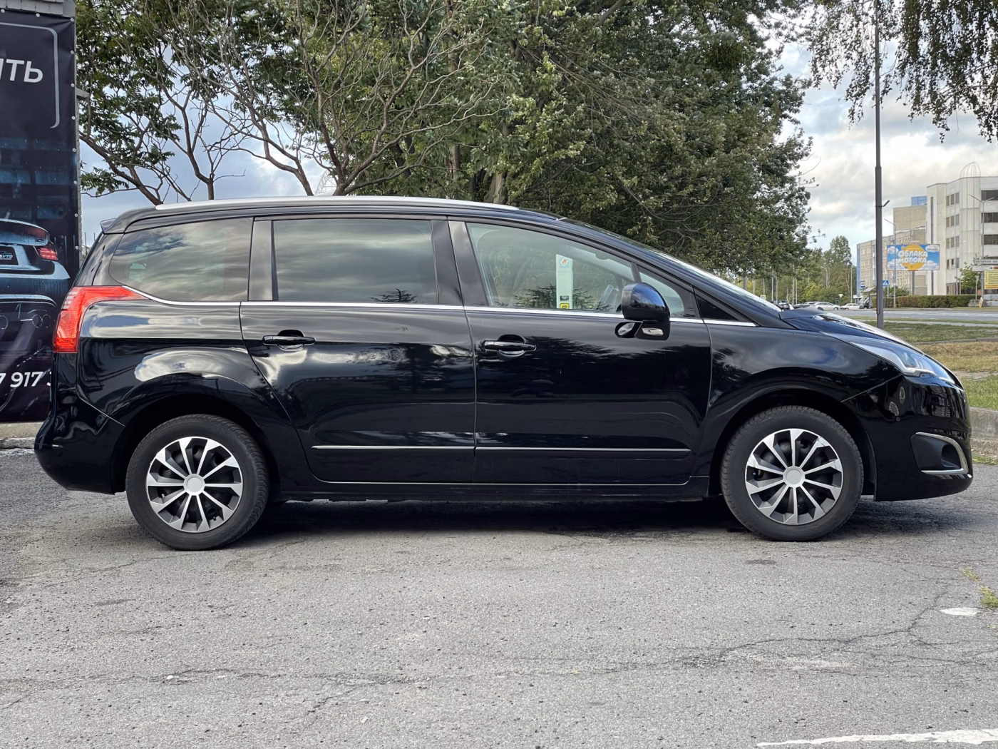 Peugeot 5008 фото 4