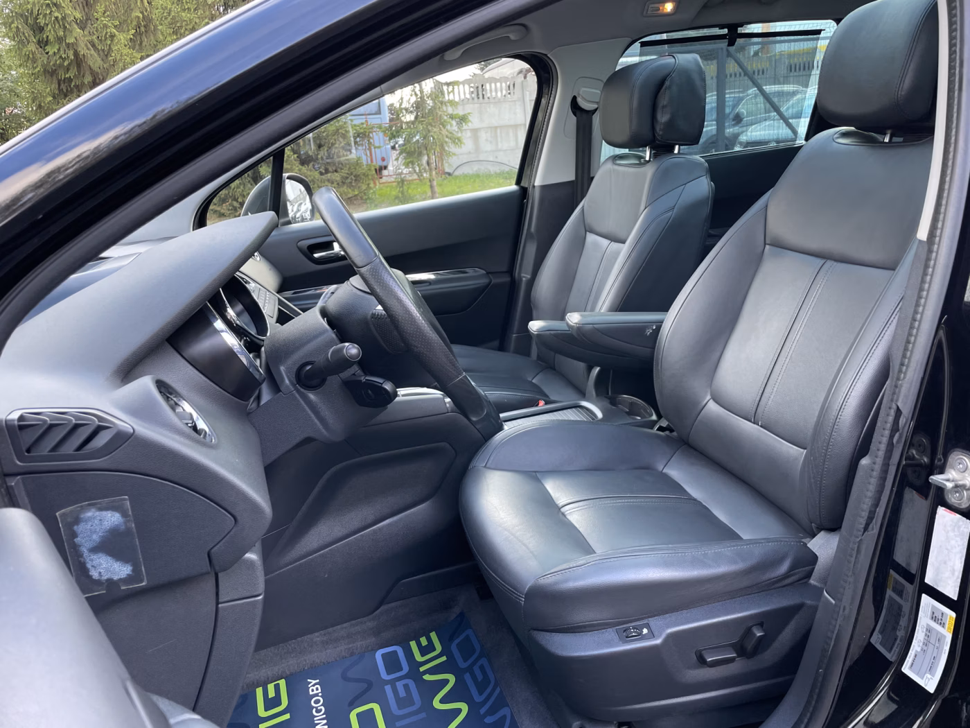 Peugeot 5008 фото 9