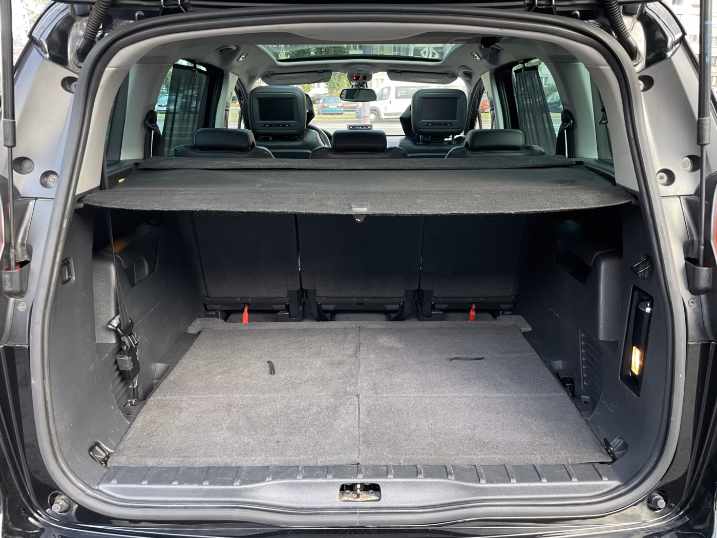 Peugeot 5008 фото 28