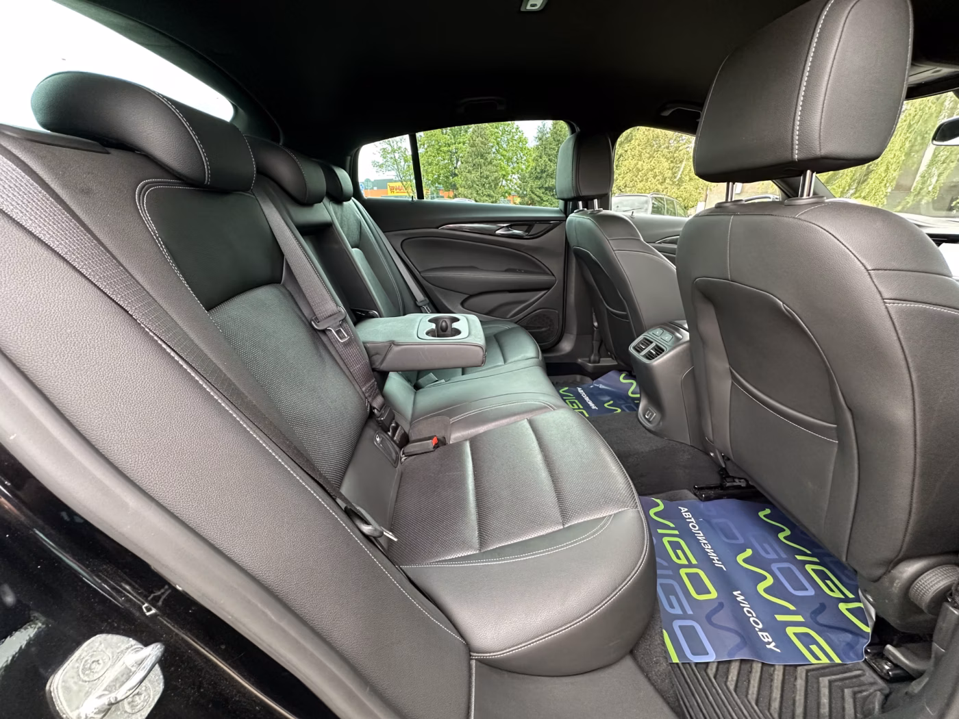 Opel Insignia фото 10