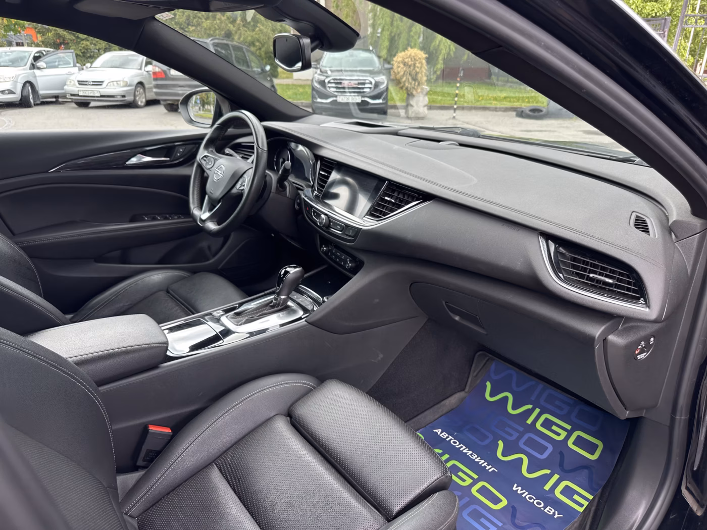 Opel Insignia фото 9