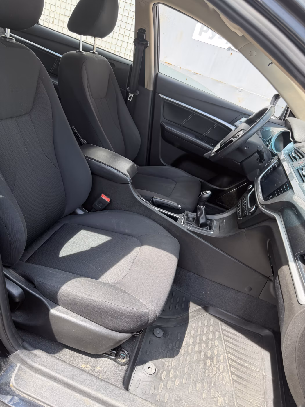 Geely Emgrand фото 6