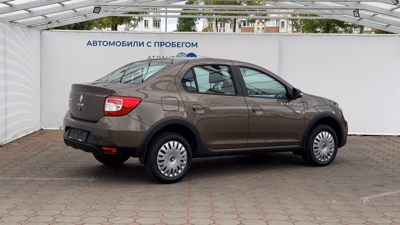 Renault Logan Stepway фото 6