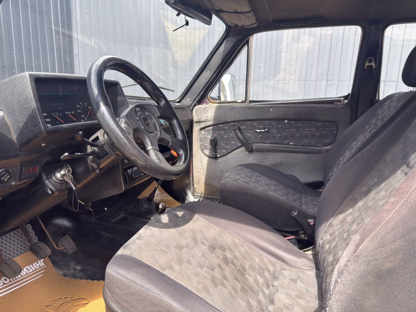 Lada (ВАЗ) 2131 Нива фото 9