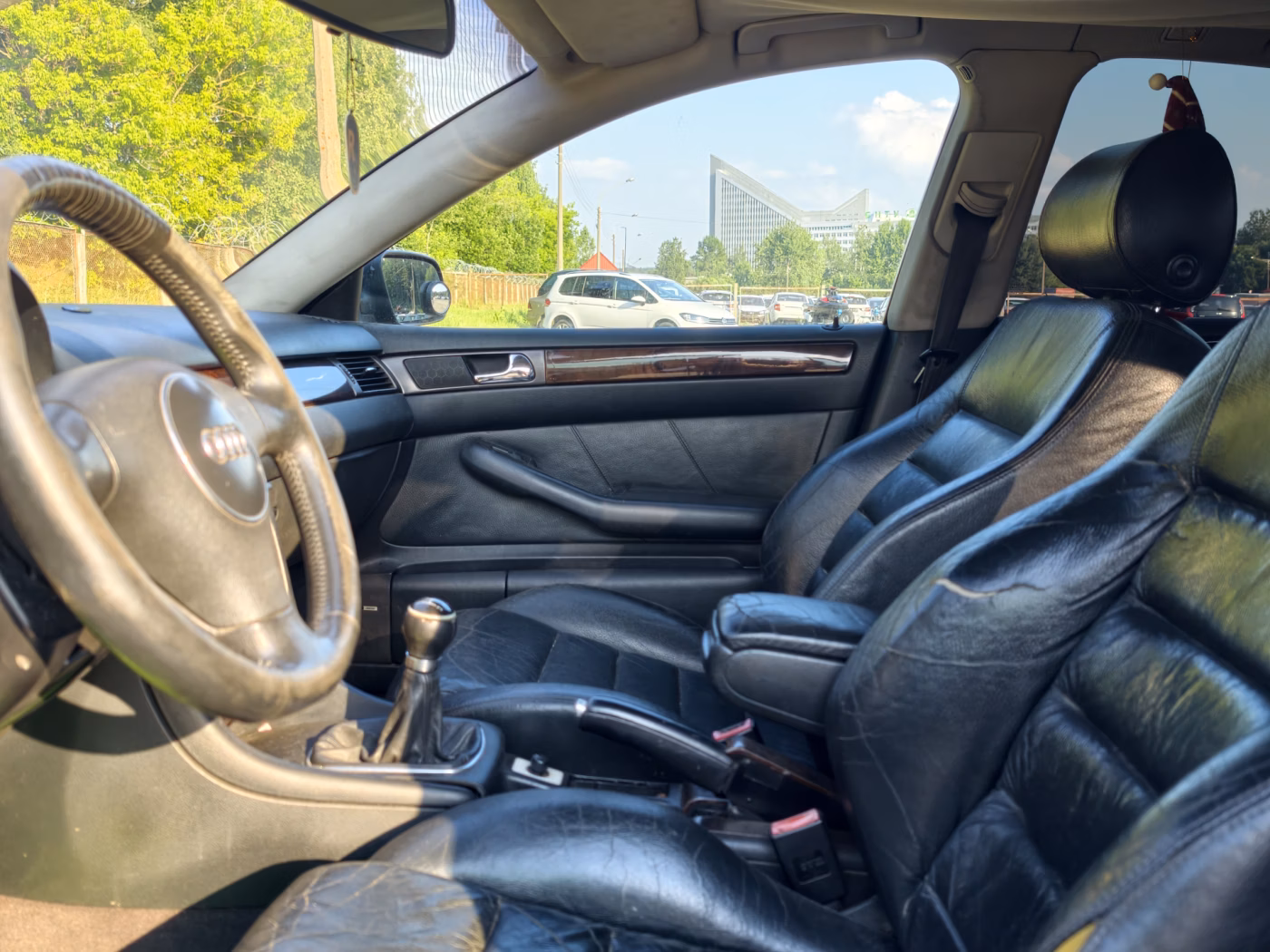 Audi A6 фото 10