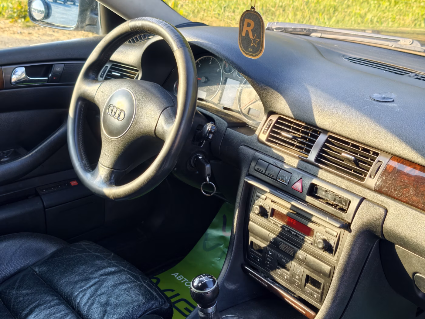 Audi A6 фото 14