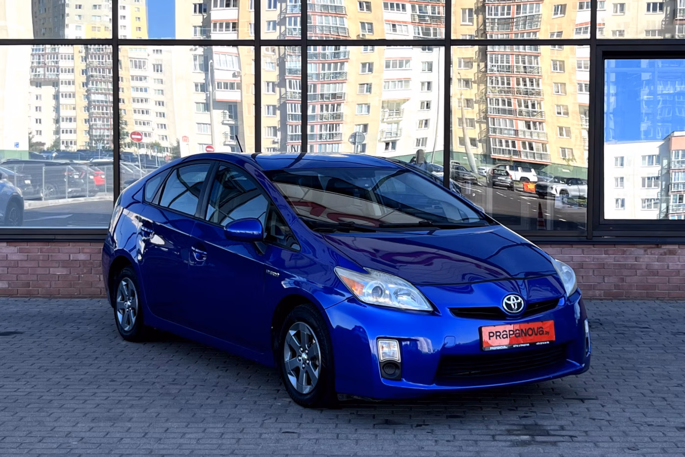 Toyota Prius фото 3