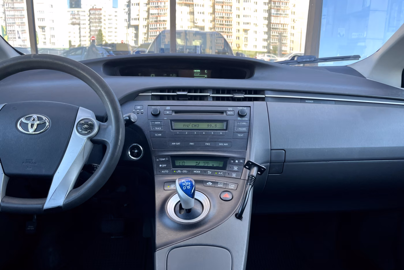 Toyota Prius фото 16