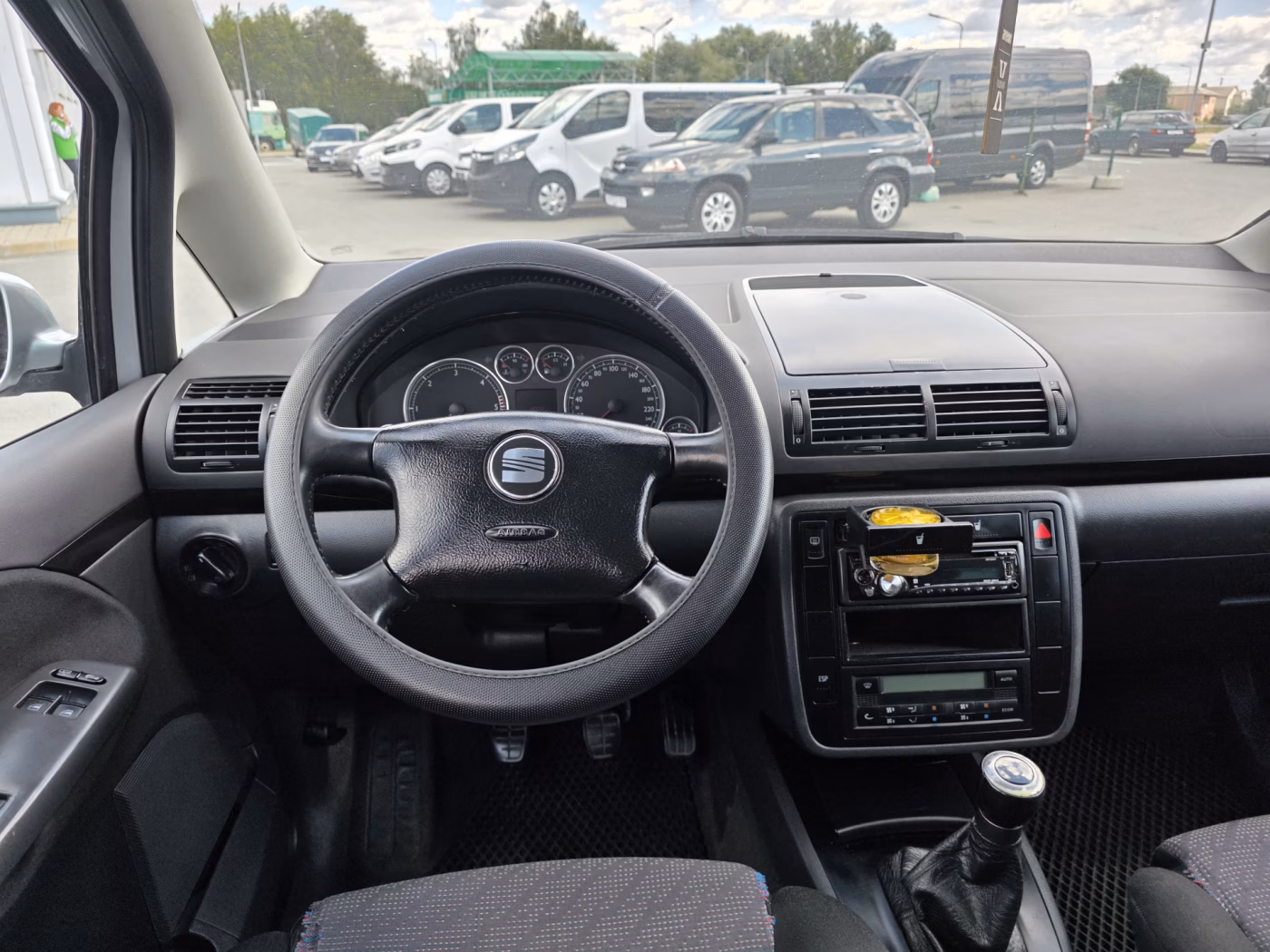 SEAT Alhambra фото 15