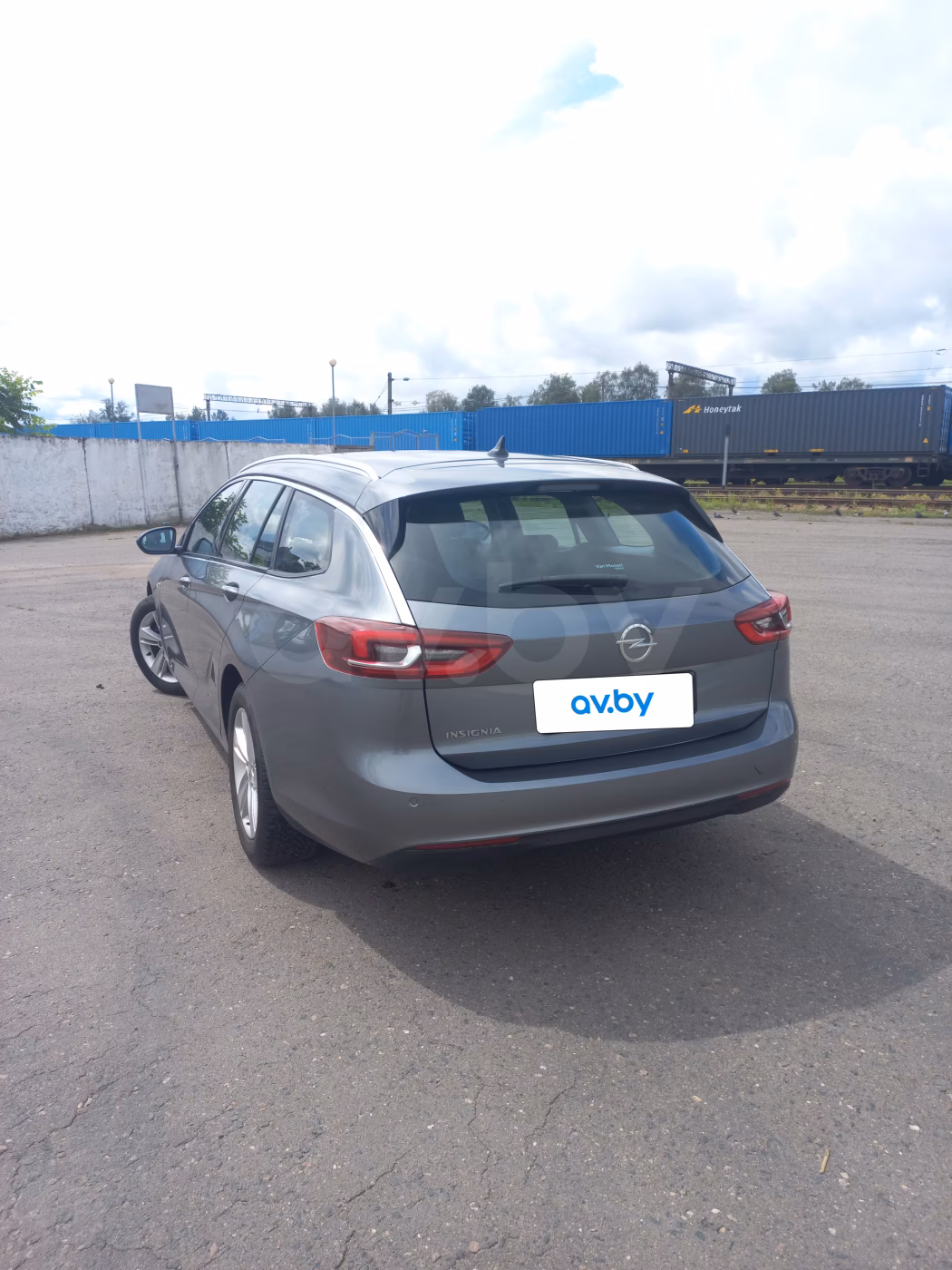 Opel Insignia фото 4