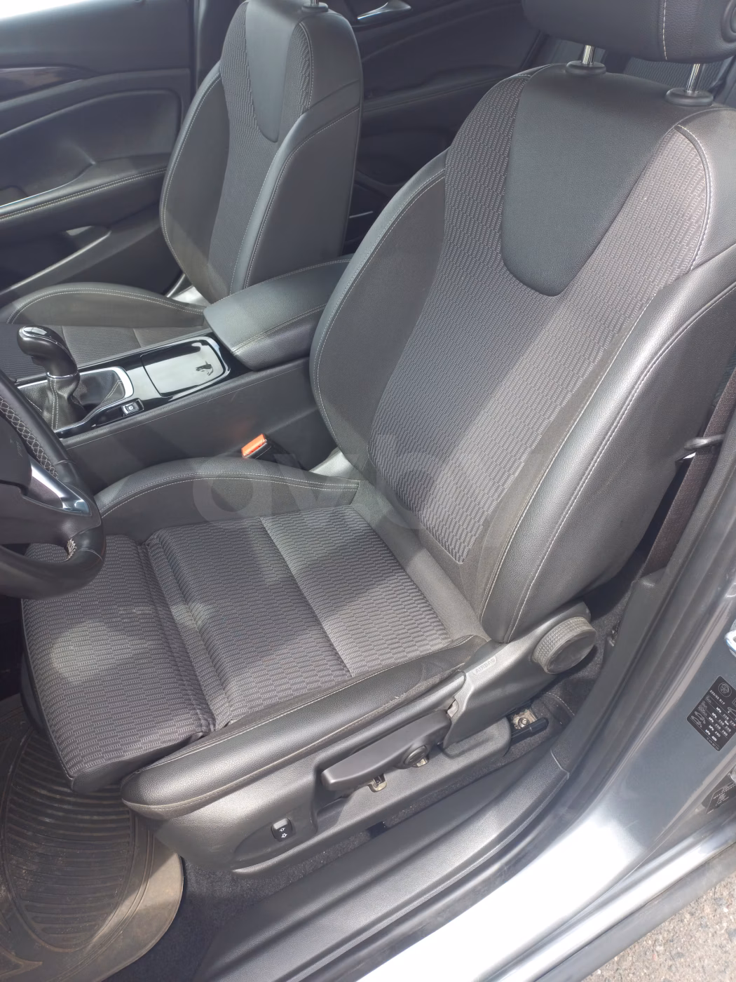 Opel Insignia фото 13