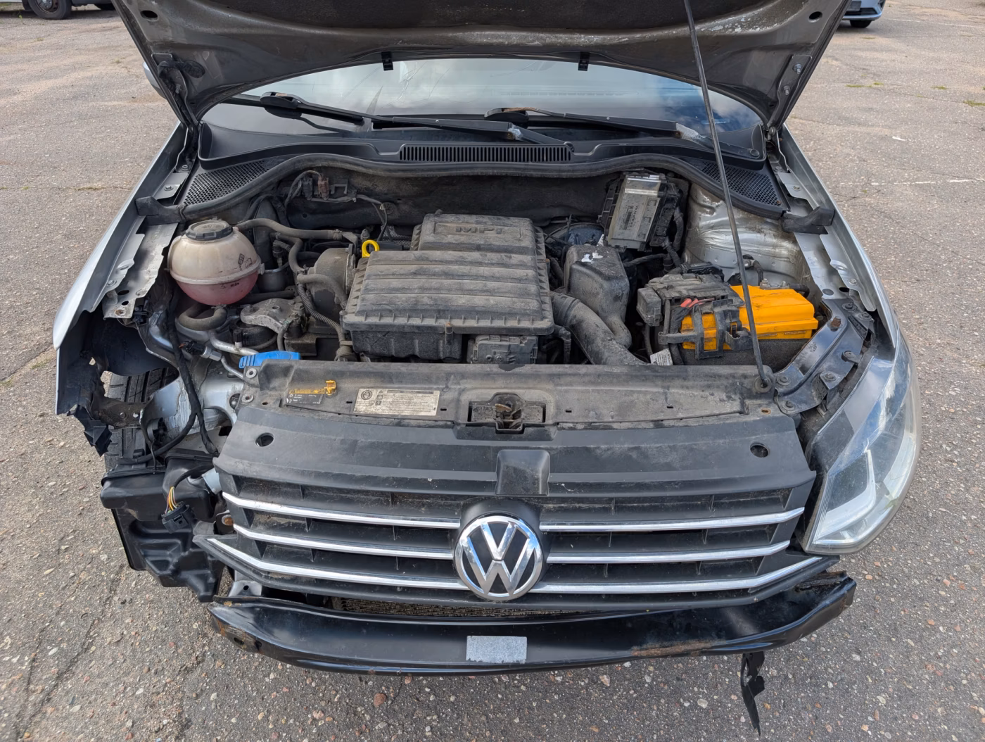 Volkswagen Polo Sedan фото 11
