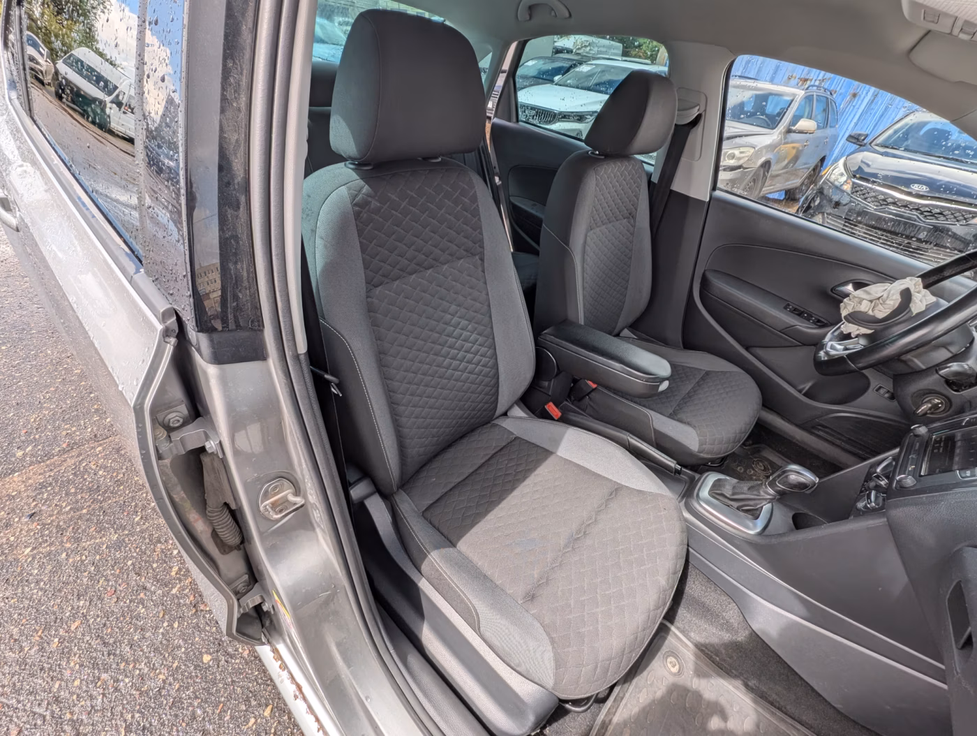 Volkswagen Polo Sedan фото 18