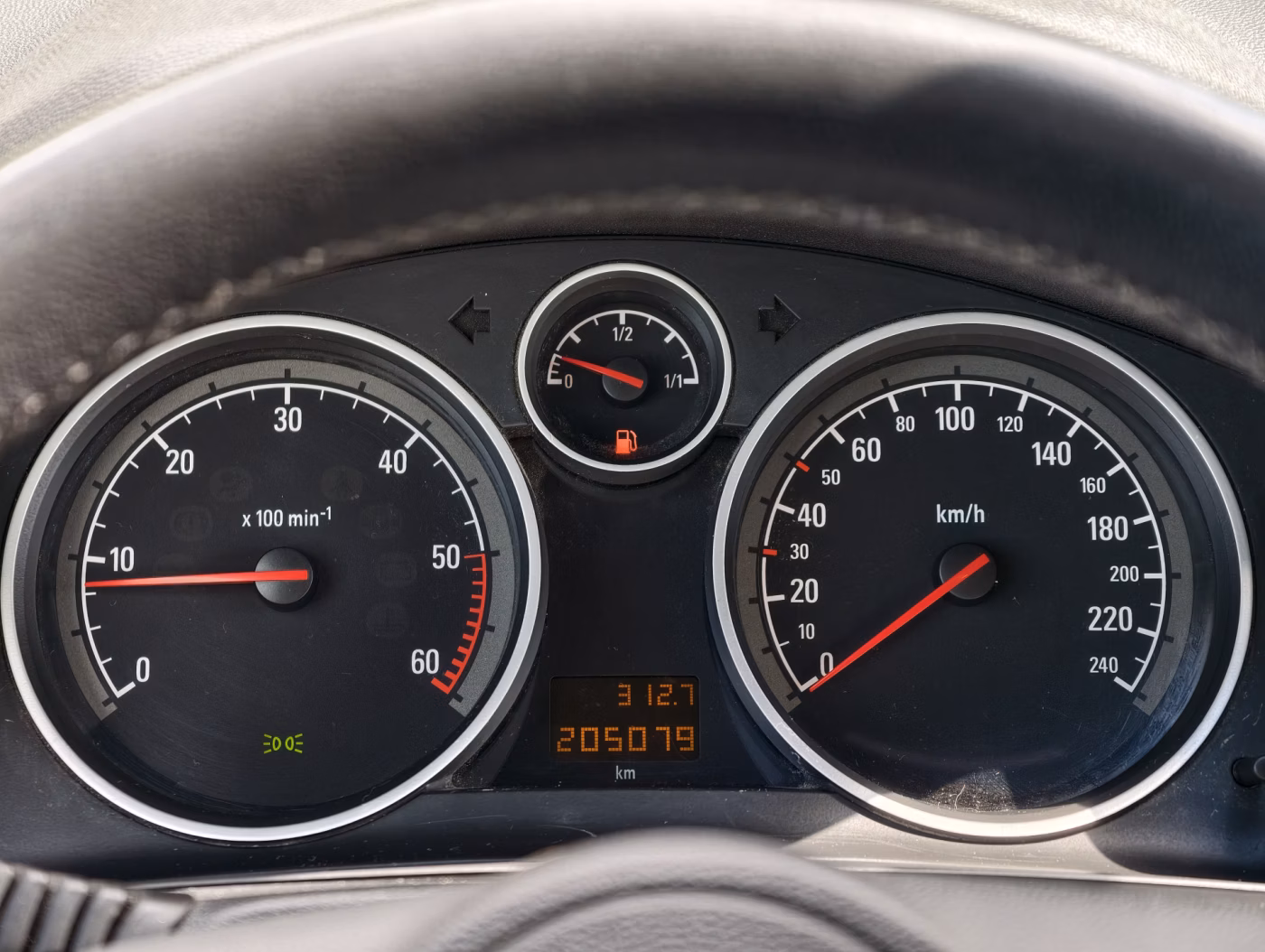 Opel Zafira фото 17